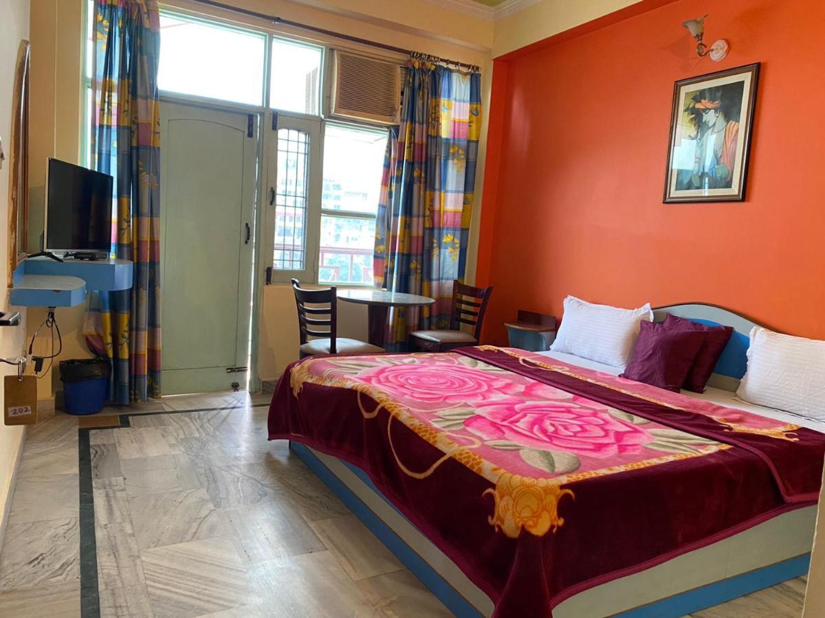 Hotel Surya Laxman Jhula Rishīkesh Εξωτερικό φωτογραφία