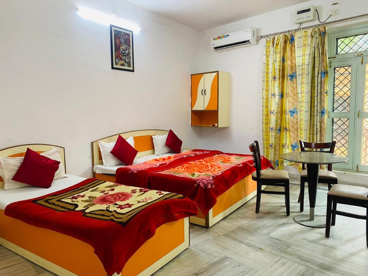 Hotel Surya Laxman Jhula Rishīkesh Εξωτερικό φωτογραφία