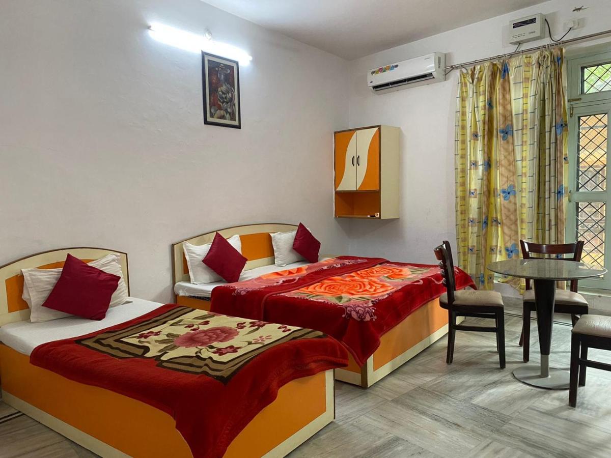 Hotel Surya Laxman Jhula Rishīkesh Εξωτερικό φωτογραφία